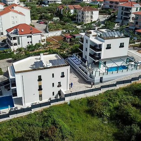 23 B Heated Pool Апартаменты *