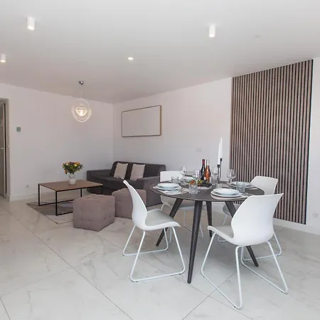 23 B Heated Pool Daire