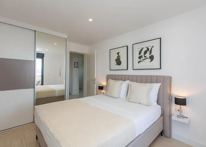 Apartment 23 B Heated Pool *