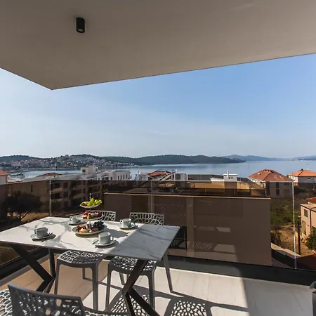 Daire 23 B Heated Pool Trogir