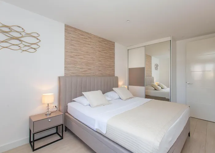 Διαμέρισμα 23 B Heated Pool